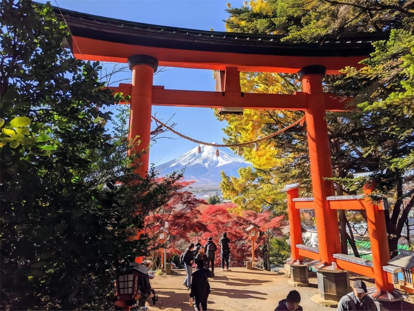 Tokyo: Mt Fuji Lake Kawaguchi & Yamanaka Hot Spring Day Tour - Benifuji no Yu, a hot spring with rules