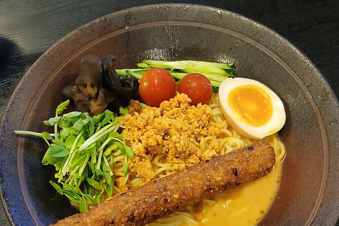 Tokyo: Mt. Takao Tour with Ramen and Tattoo-Okay Hot Spring - Yakuo-in Temple and the climb toward the top