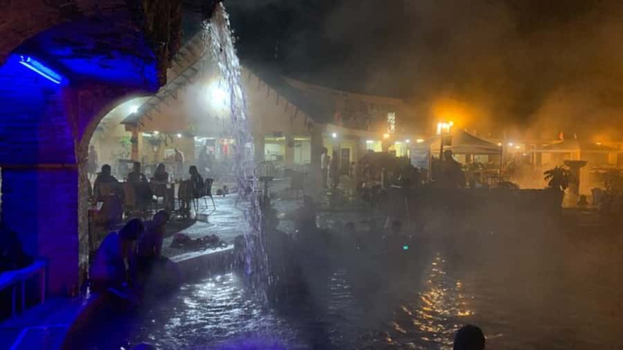 Tour Santa Rosa hot springs from Pereira, Armenia or Salento - The waterfall and the setting