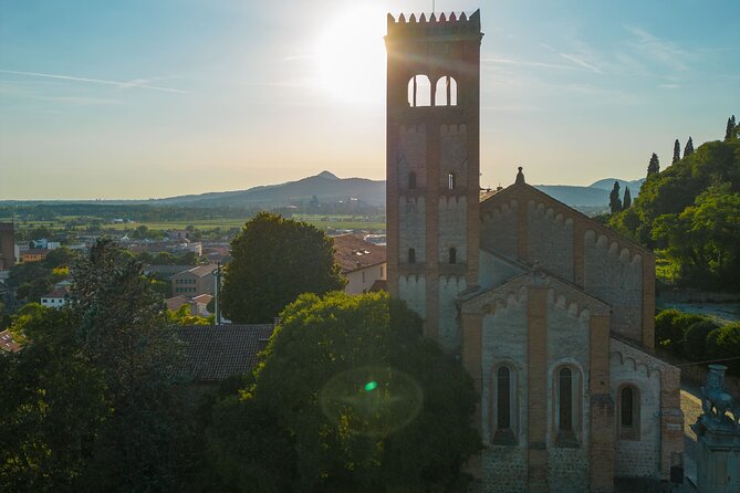 Tour to the Walled City of Monselice DA Abano and Montegrotto Terme - The climb toward Rocca hill and the seven churches