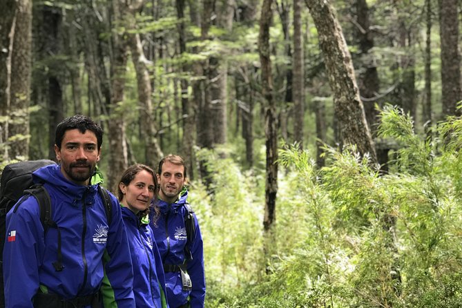 Trekking Mirador el volcano + Geometric hot springs - What the $195 price really covers