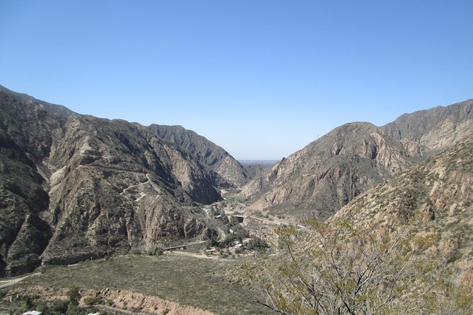 Trekking + Rapeles + Terma de Cacheuta ("Thermal Water Park") - Leaving Mendoza for the Cacheuta mountains