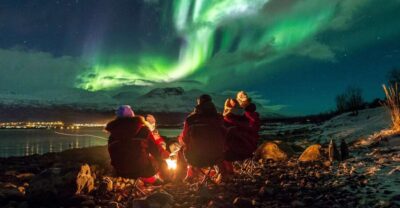 Expert Aurora Hunt – Thermal Gear, Food, Campfire
