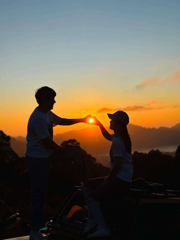 Ubud: mount.batur sunrise jeep with breakfast and hot spring - Timing, clothing, and comfort