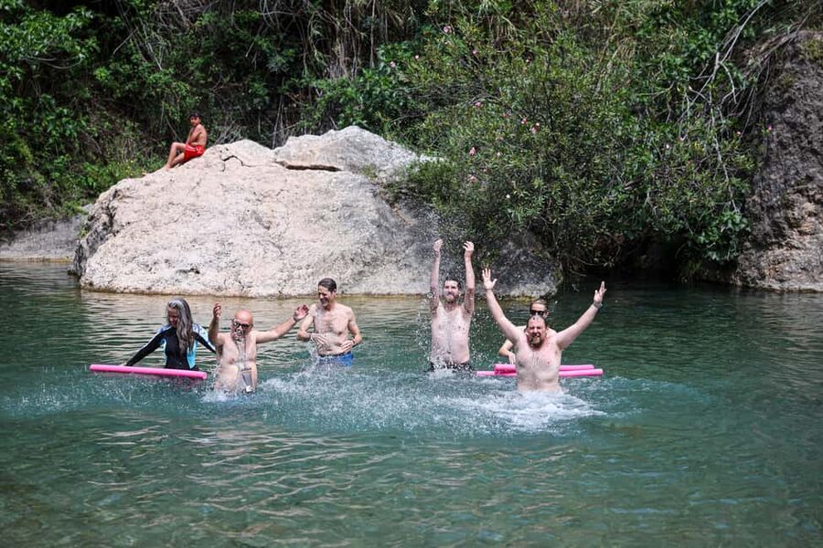Valencia: Montanejos Thermal Spring & Girlfriend Waterfall - Who will enjoy this day most