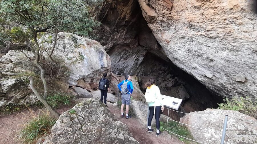 Valencia: Private Hiking in Montanejos with Thermal Springs - Key points to know before booking