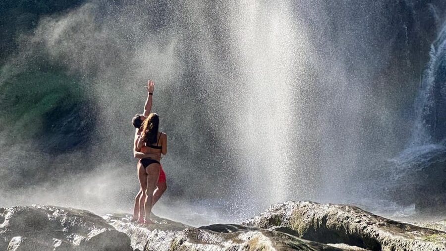 Valencia: Waterfalls and Thermal Springs Tour with Swimming - Swimming at Montanejos’ Blue Lagoon