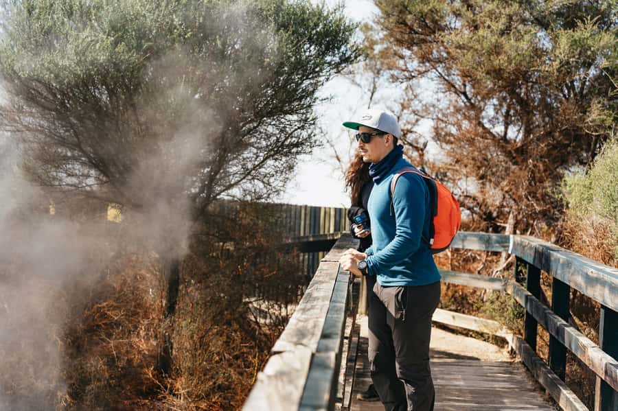 Whakarewarewa: Self-Guided Geothermal Trails - Native plants beside a geothermal area