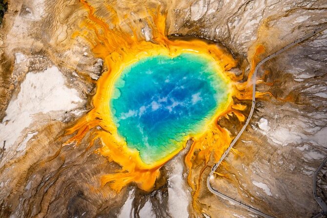 Yellowstone Lower Loop Tour | Wildlife & Hot Springs | PRIVATE - The Grand Canyon of the Yellowstone and its waterfalls