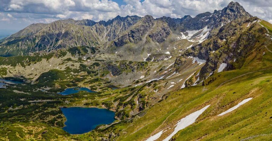 Zakopane and Chocholow Thermal Baths Tour from Krakow - Transport, timing, and the small-group advantage